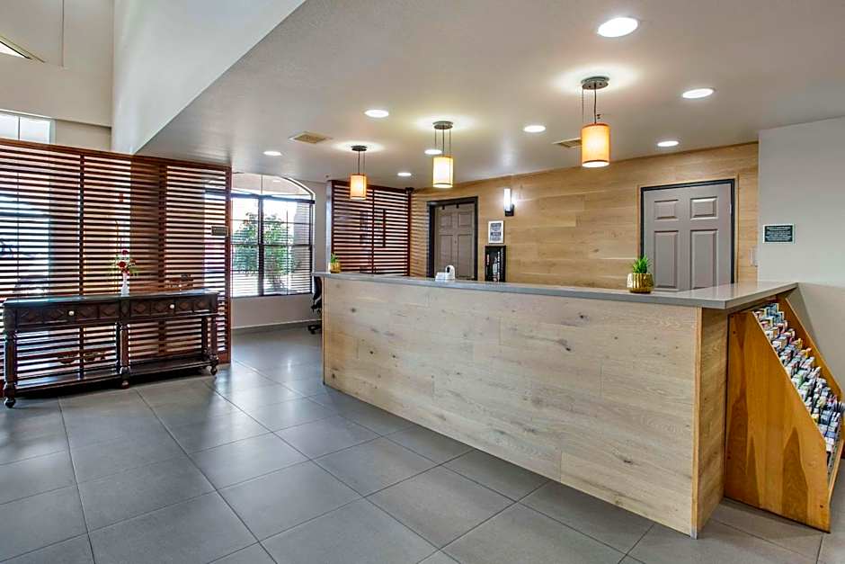 Country Inn & Suites by Radisson, Mesa, AZ