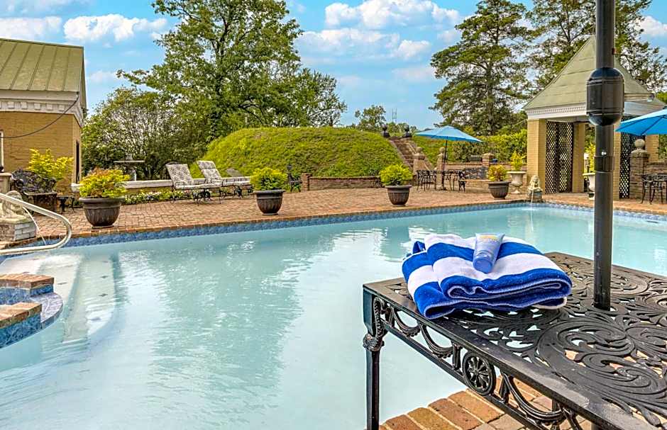 The Inn at Cedar Grove