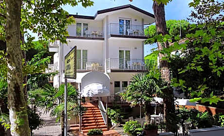 Hotel Garnì Anna