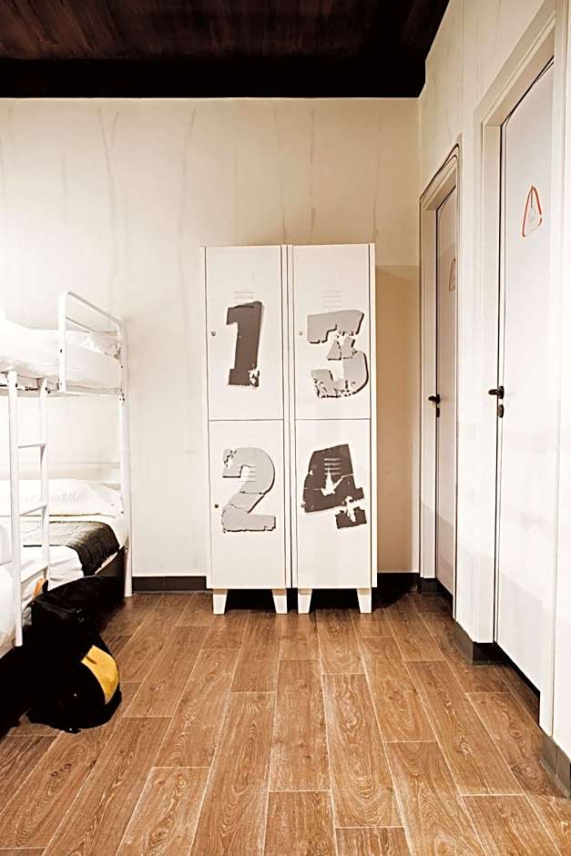 room00 Chueca Hostel