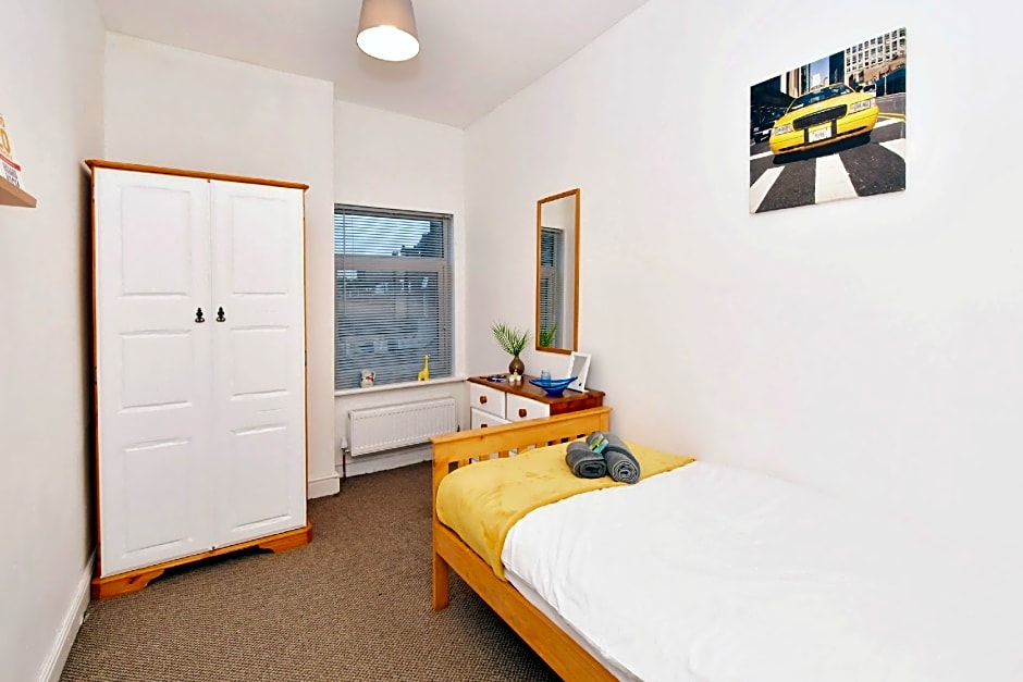 Townhouse @ Hanley Road Stoke