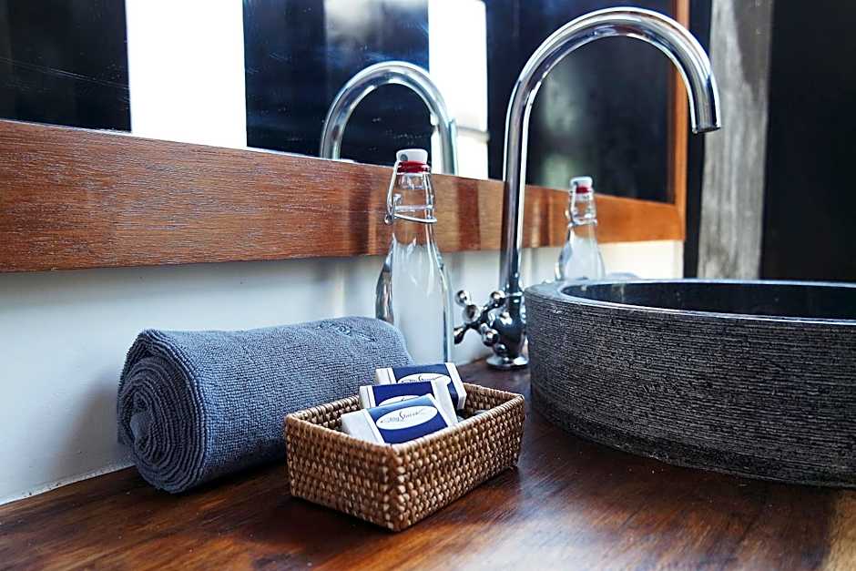 Stay Shark Villas Gili Air