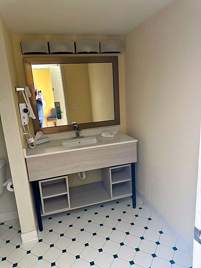 Quality Inn Aurora Denver
