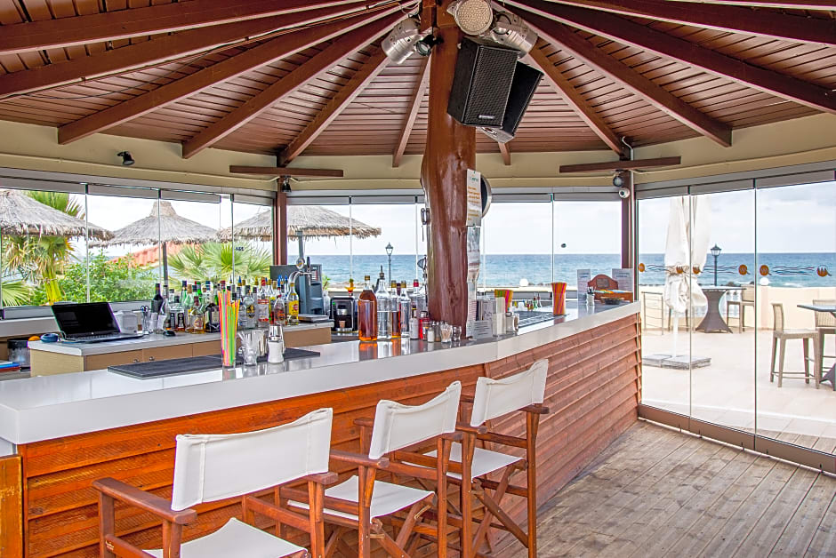 SENSEANA Sea Side Resort & Aquadventure