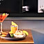 Renaissance Los Angeles Airport Hotel