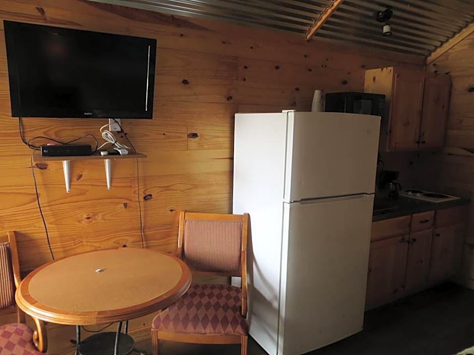 All Tucked Inn Cabins