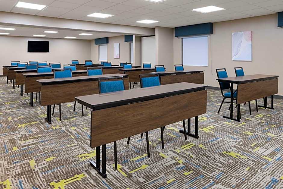 Hampton Inn Cleveland-Airport/Tiedeman Road