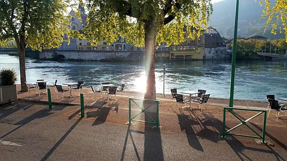 hotel du Rhône