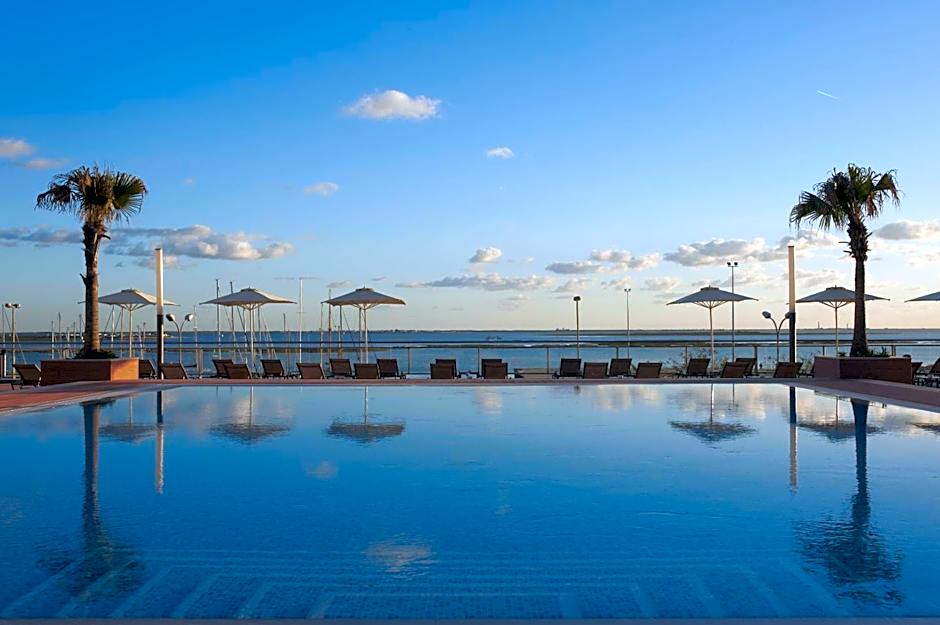 Real Marina Hotel & Spa