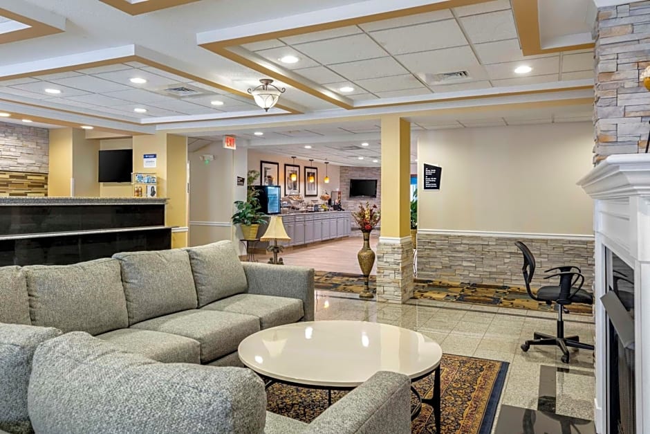 Best Western Plus New England Inn & Suites