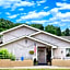 Super 8 by Wyndham Pittsburgh PA Airport/University Area