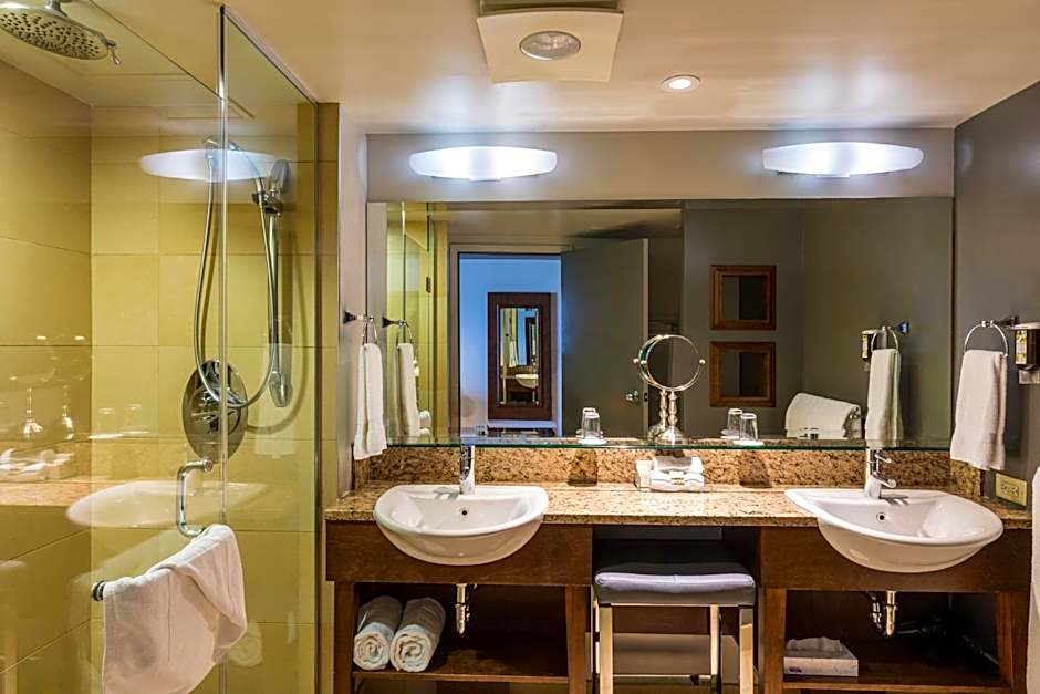 Hôtel & Suites Normandin