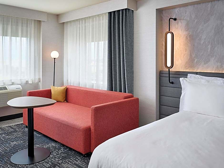 Novotel Toronto Vaughan Centre Hotel