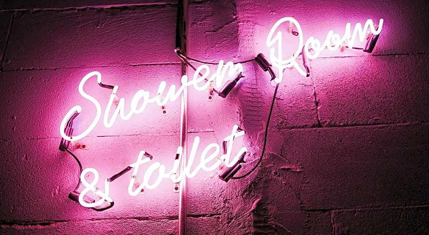 Azure Hostel Bangkok