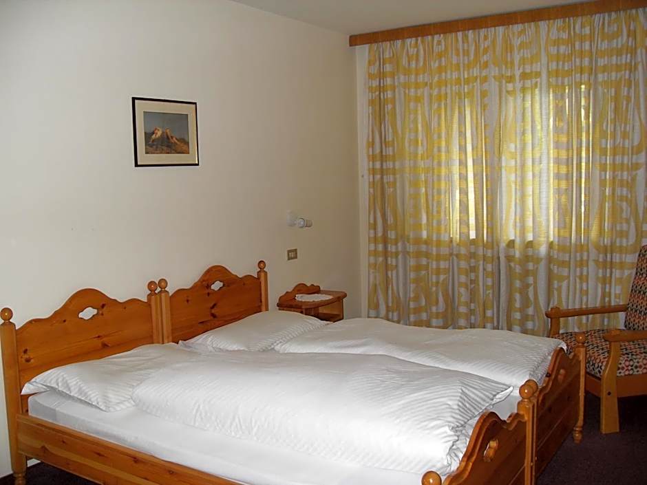 Zdjęcie 1 z 4 — 1 Bedroom Apartment