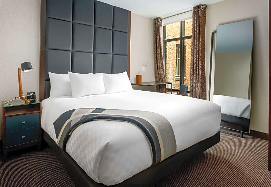 Joinery Hotel Pittsburgh, Curio Collection by Hilton