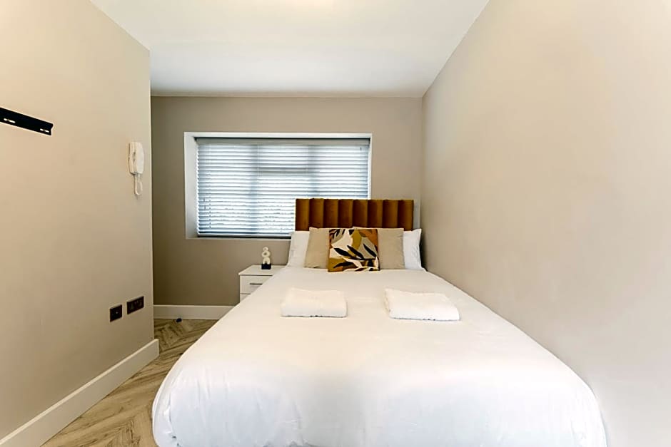 West Drayton Self Contained Studios