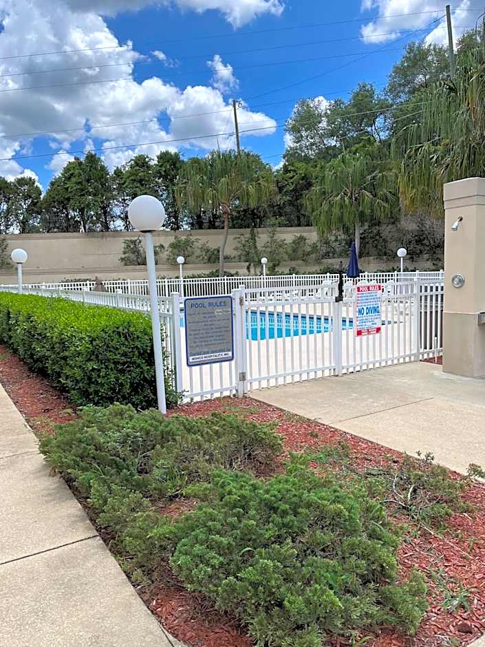 Microtel Inn & Suites By Wyndham Lady Lake/The Villages