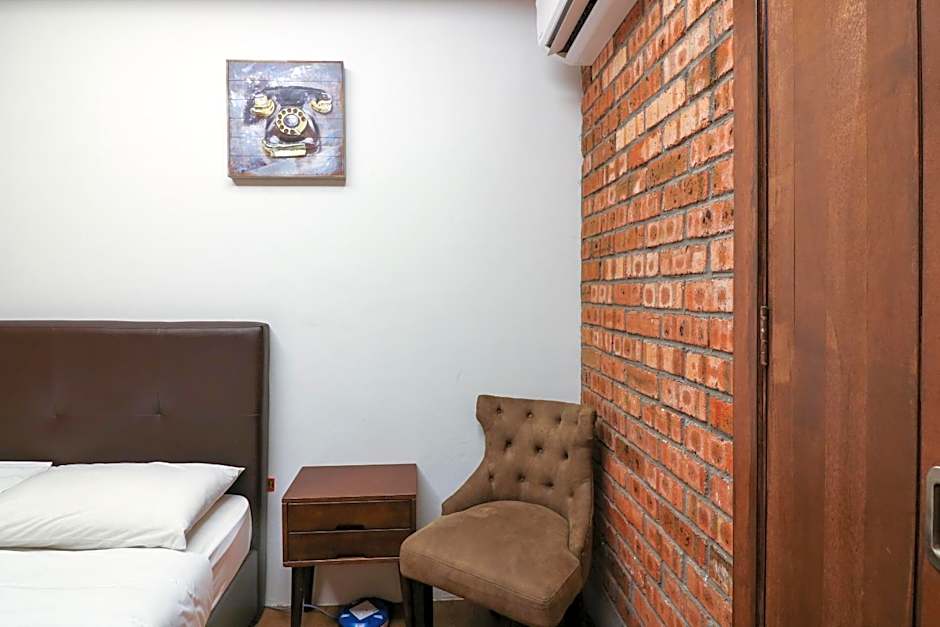 UrbanStay Industrial