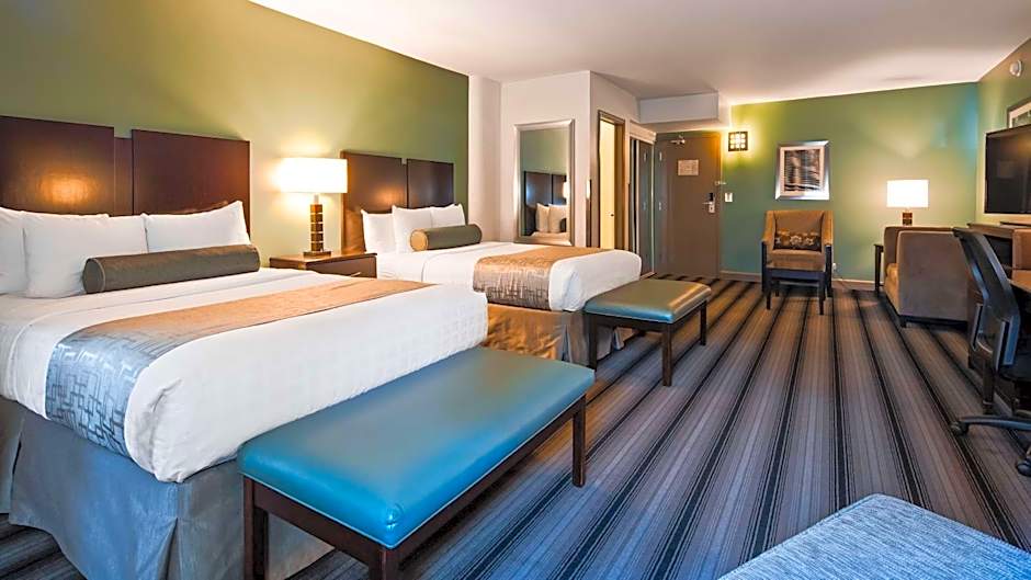 Best Western River North Hotel