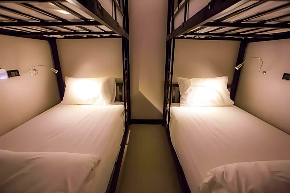 Jellybean The Blocks Hostel Sukhumvit 10