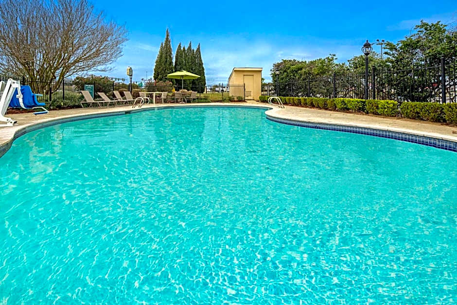 La Quinta Inn & Suites by Wyndham Baton Rouge Siegen Lane