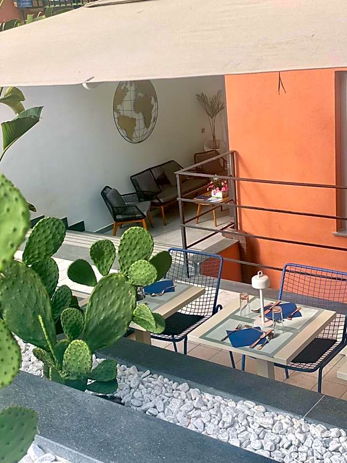 Hotel Portum