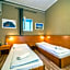 Easy Star Hotel