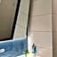 Holiday Inn Express Shanghai Kangqiao By IHG