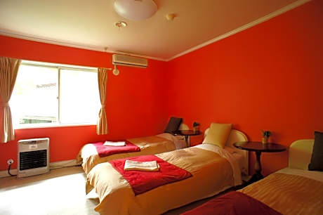 Triple Room with Shared Bathroom