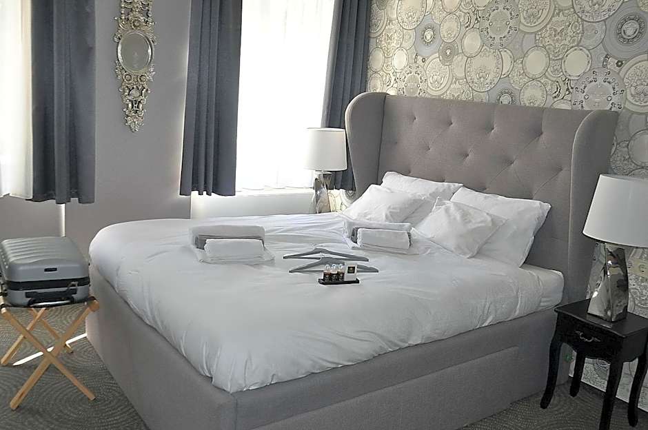 Váralja Home