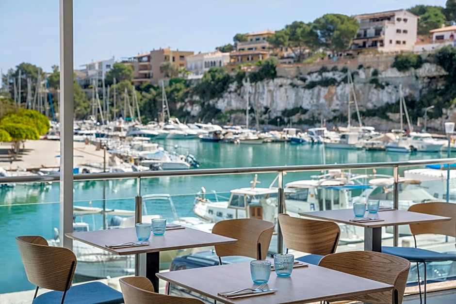 Portodrach Aparthotel & Suites