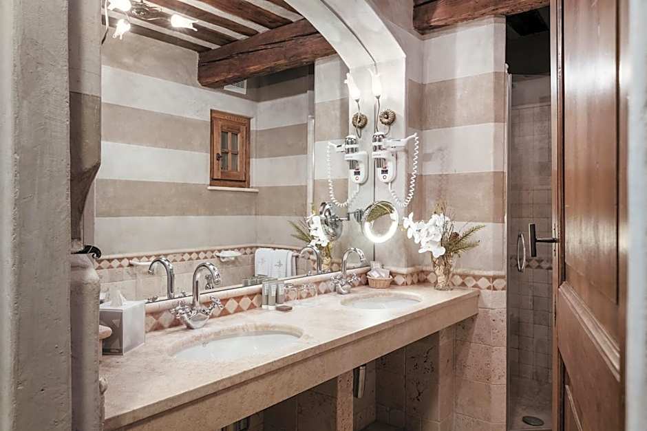 Relais Mont Blanc Hotel & Spa