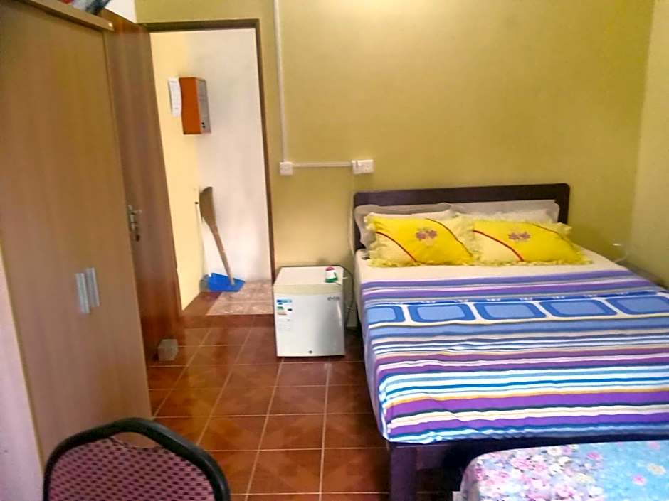 Chez Ronald Guest House