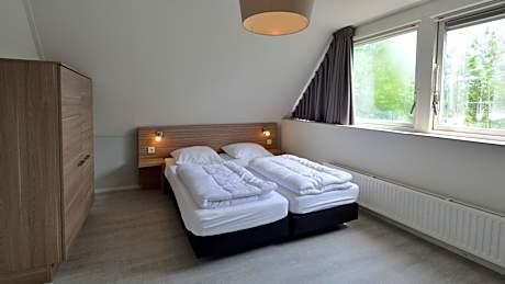 Villa with Garden View