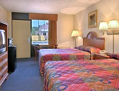 Travelodge Inn & Suites by Wyndham Historic Area