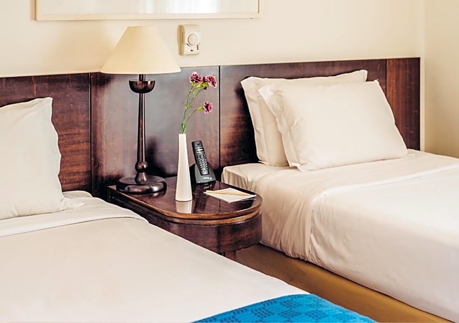 Own Ipanema Visconti