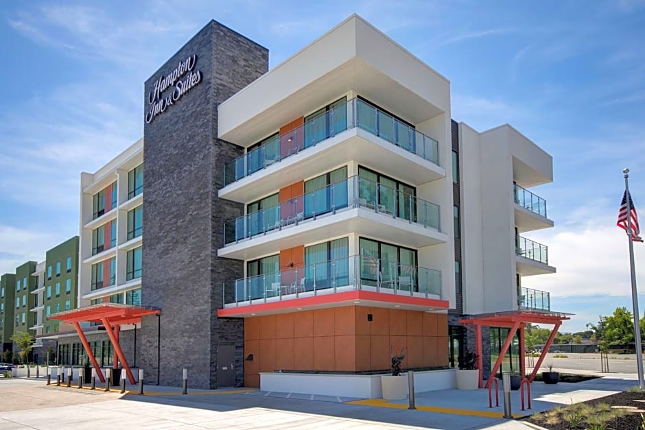 Hampton Inn By Hilton & Suites Sunnyvale-Silicon Valley, Ca