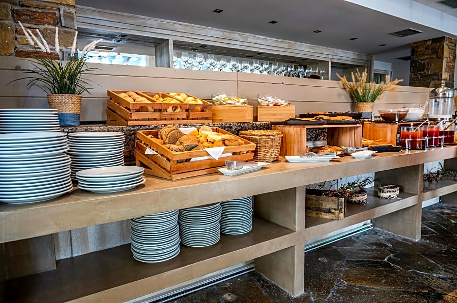 Dionysos Hotel and Suites