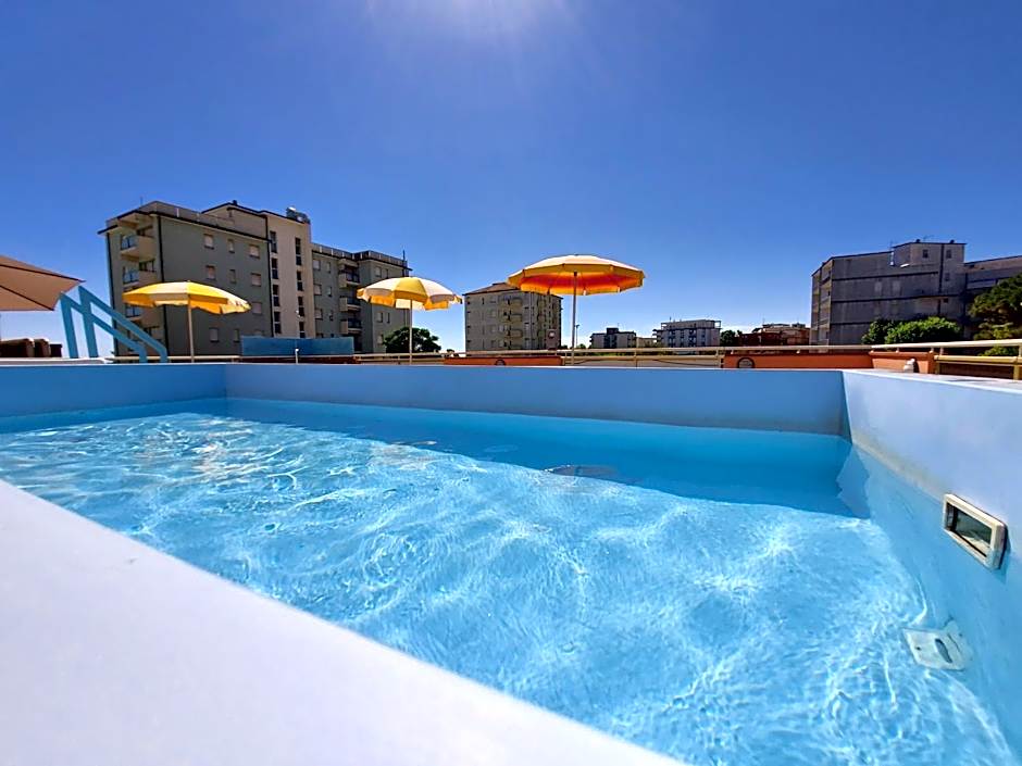 Hotel Joli