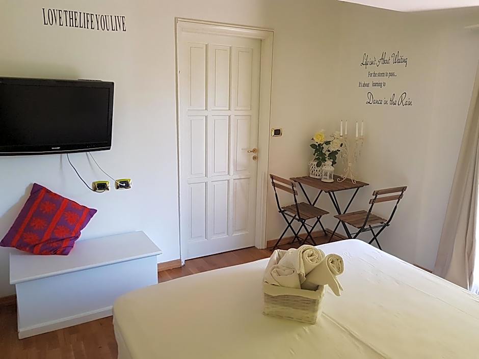 Foto 1 de 7 de Double Room with Private Bathroom