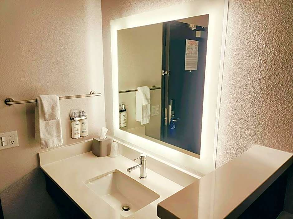 Holiday Inn Express Newberg By IHG