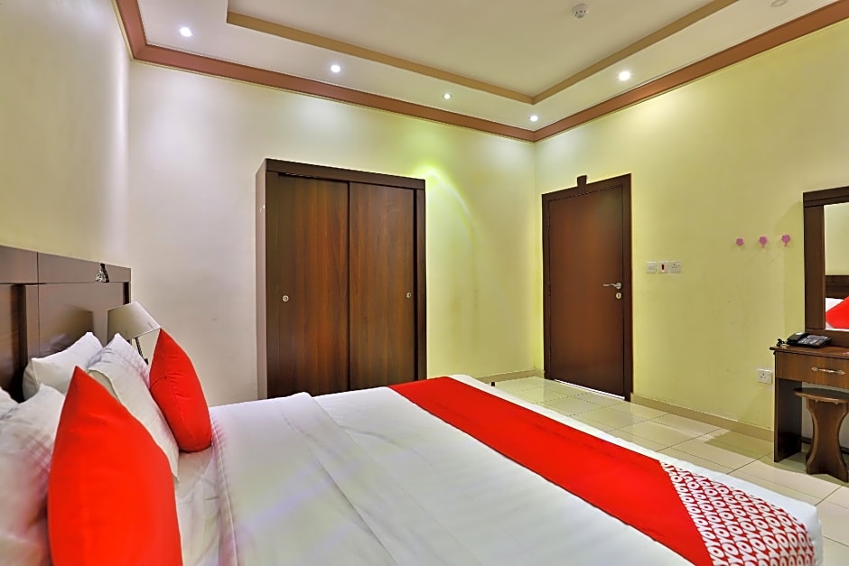 OYO 273 Star Yanbu Hotel Suites