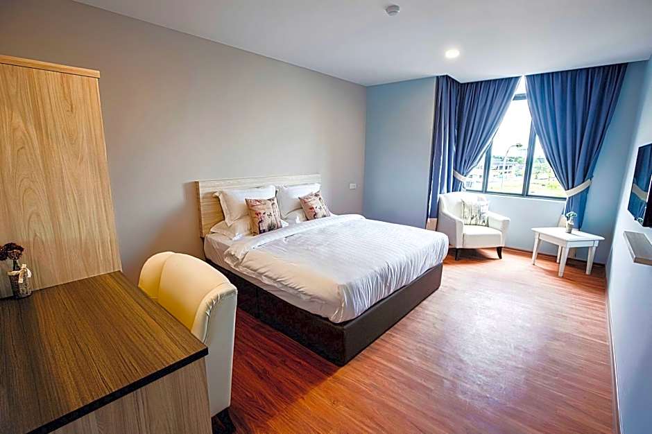 V3 Hotel & Residence Seri Alam