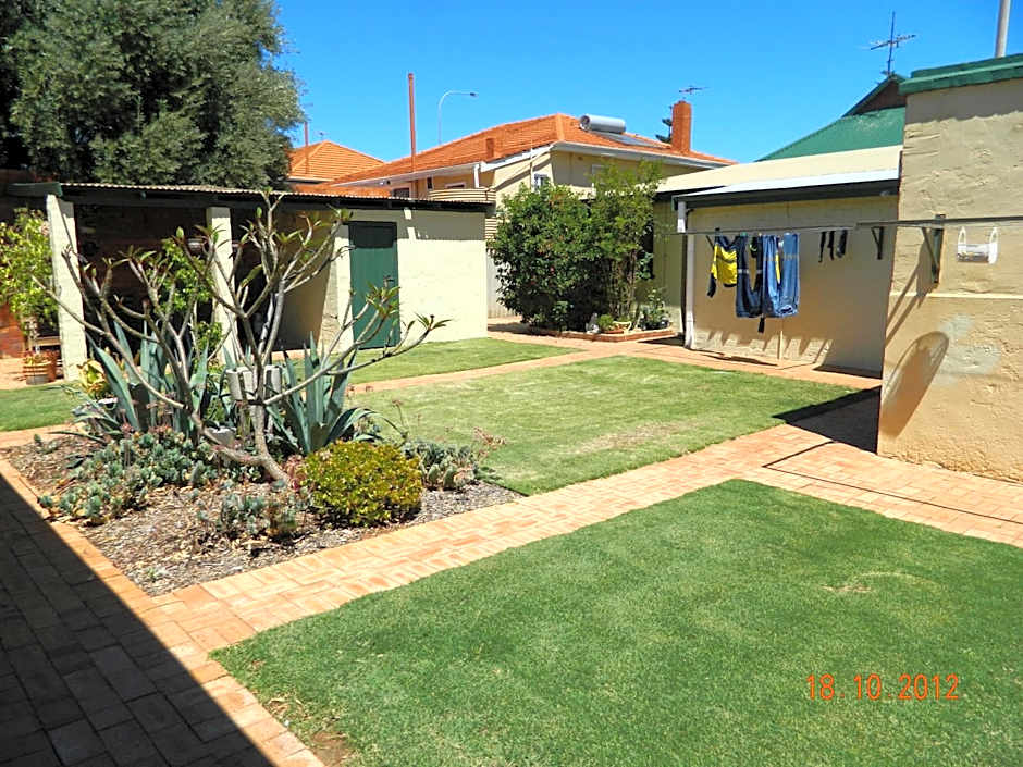 Champion Bay Apartments