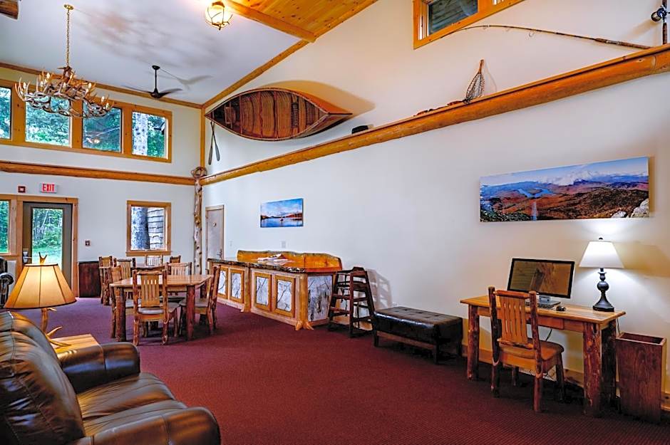 Adirondack Spruce Lodge
