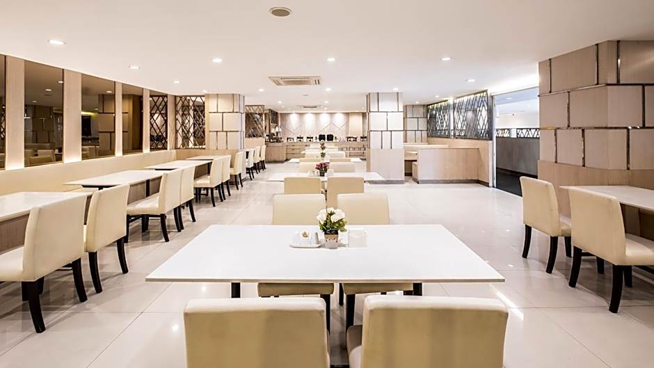 The Airport Courtyard Suvarnabhumi Airport