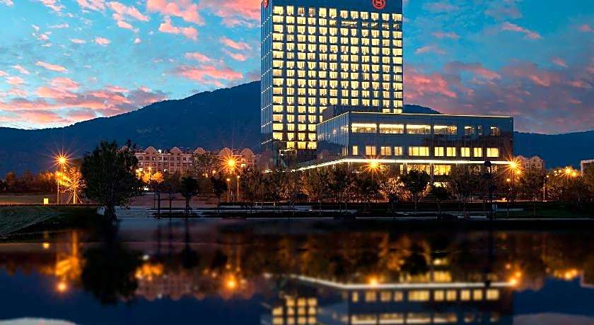 Sheraton Qingdao Licang Hotel