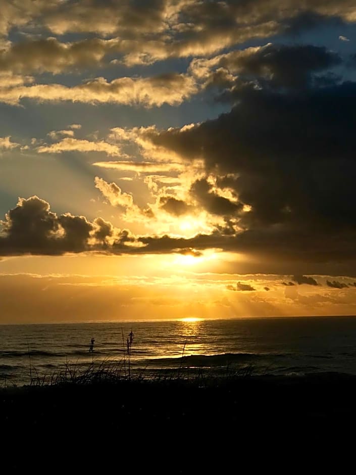 South Beach Inn - Cocoa Beach