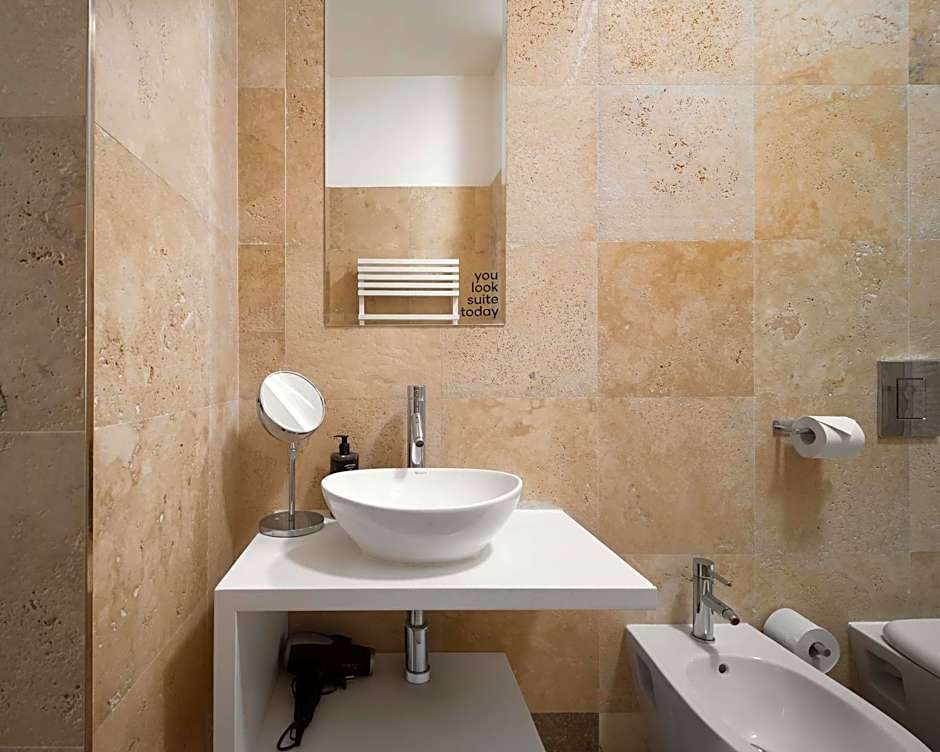 Limehome Prague Múza
